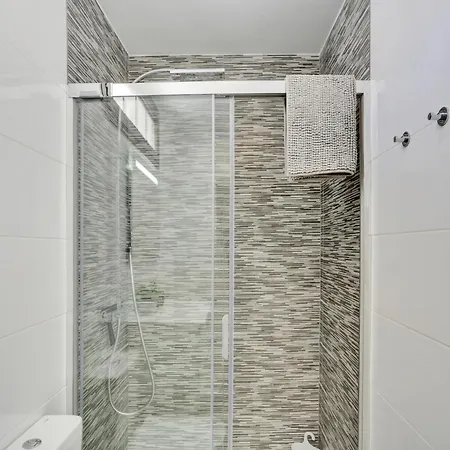 Casa Adosada Con Piscina Climatizada, A/c, Barbacoa Y Fibra - Es-347-42